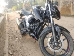 TVS Apache RTR 160 4V